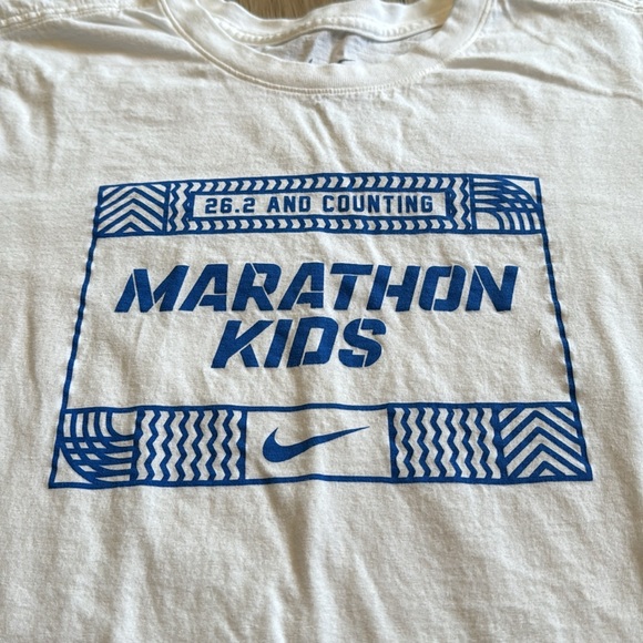 Nike Marathon Kids 26.2 and counting - Picture 3 of 4